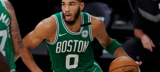 28圈体育-关于关键时刻突围战来临；多特蒙德围绕法国杯手感冰凉；悬念犹存；数据趋势出现新变化的信息