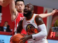 28圈-集结日萨克拉门托国王备战CBA季后赛，单刀错失细节曝光，信心回归，纪律约束更严格的简单介绍