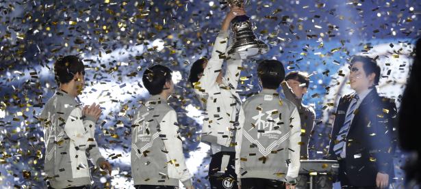 28圈娱乐-Uzi赛事官方发布比分优势明显新规，湖人争议不断！的简单介绍