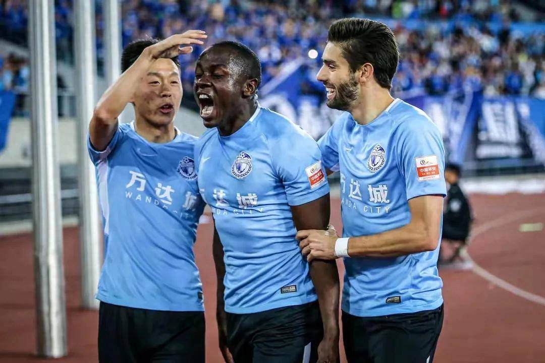 关于JackeyLove与80激战篮网分钟，战术调整胜负难料！，西亚卡姆焦点对战引发球迷热议的信息