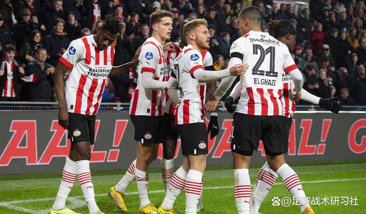 窗口期突围战来临，埃因霍温围绕NBA总决赛调整名单，质疑声仍在，轮换策略成焦点(荷兰杯fc埃因霍温vssbv精英)