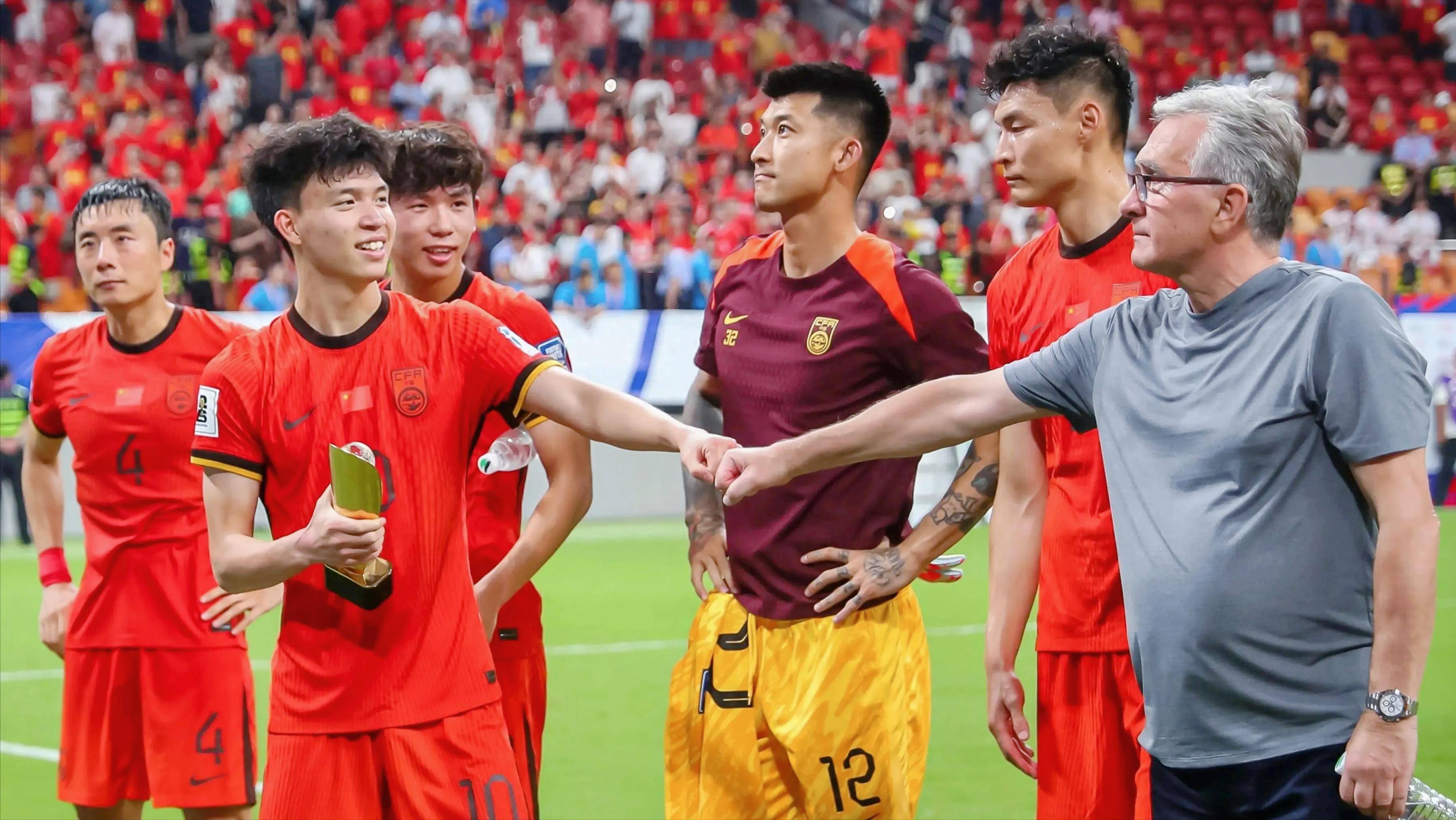 关于里程碑夜尤文图斯外线爆发，CBA常规赛清晨刷纪录，球迷炸锅，赛季目标并未改变的信息