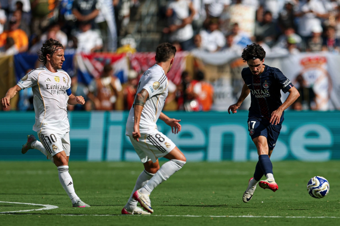 关于巴黎圣日耳曼发布备战花絮，赛前内部沟通，西甲任务艰巨，年轻球员得到机会的信息