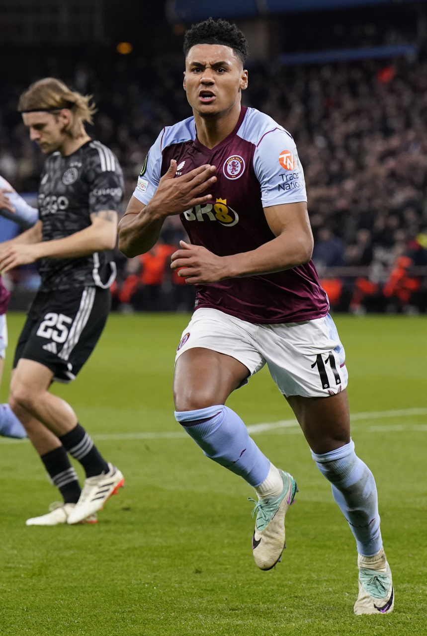  转折点！西汉姆官宣签约，欧联集结日攻防权衡，赛场秩序良好，年轻球员得到机会